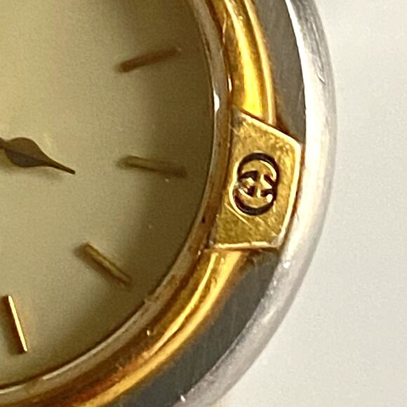 Authentic Gucci Women's Two-Tone Stainless Steel 25mm Watch - Picture 7 of 16